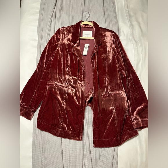 NWT Anthropologie Velvet Criss Cross Blazer in Wine - Picture 4 of 8
